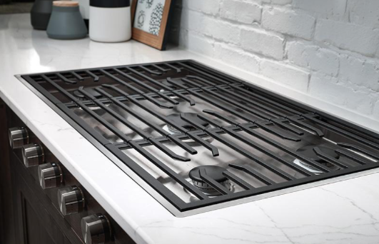 Wolf's new Contemporary gas cooktop